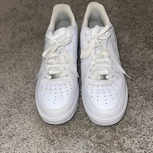 🤍Women’s Nike White Air Force 1🤍